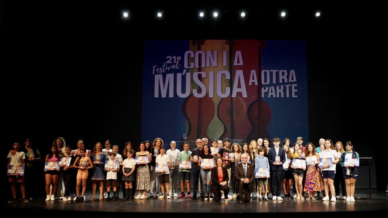 El Teatro Cervantes acoge la clausura del festival 'Con la música a otra parte'