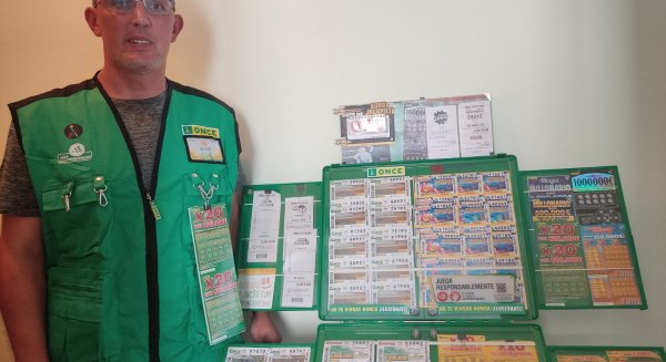 Un vecino de Santa Paula se lleva medio millón de euros con el Rasca X20 de la ONCE 