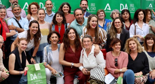 La Junta lanza una campaña para conseguir un hogar para más de 2.200 menores tutelados