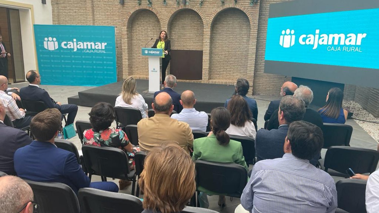 La consejera de Agricultura cree necesario mejorar los mecanismos de mercado de la OCM
