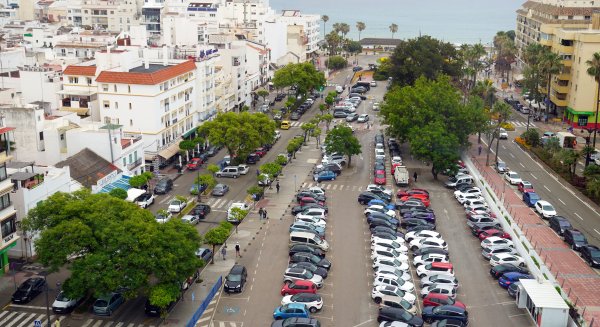 Siete empresas optan a redactar el proyecto para ampliar el gran bulevar hacia el centro de Estepona  