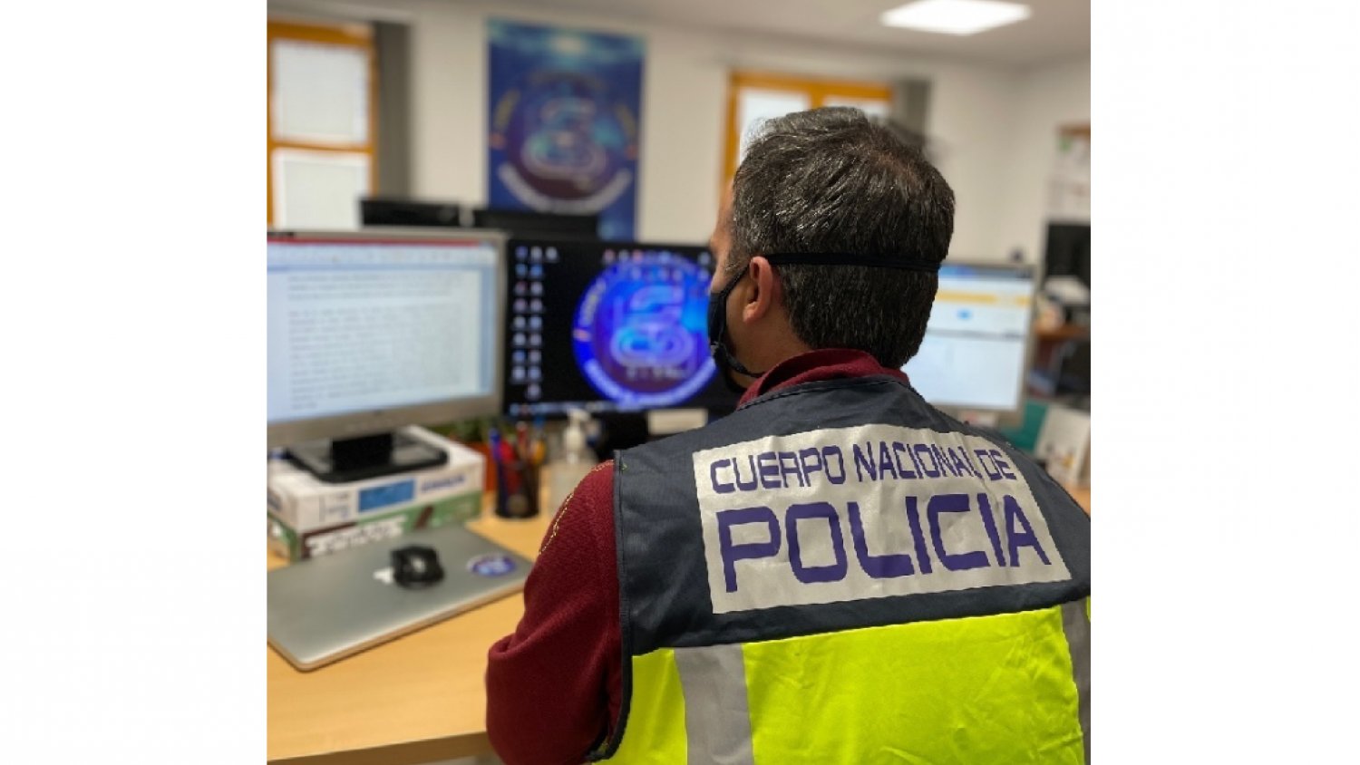 Desarticulado un entramado criminal dedicado a las ciberestafas a través de internet y detiene a 27 personas