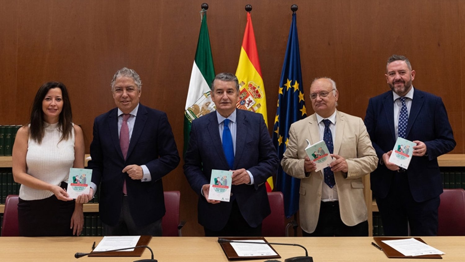 El Gobierno andaluz intensifica la formación digital a mayores de 65 años a través de Vuela Guadalinfo