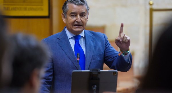 Sanz lamenta que el Gobierno central termine la legislatura sin cumplir su palabra de firmar un nuevo convenio para la Policía Adscrita