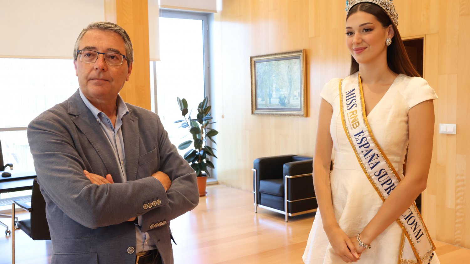 Salado recibe a la joven veleña Lola Wilson, ganadora de Miss RNB España 2023