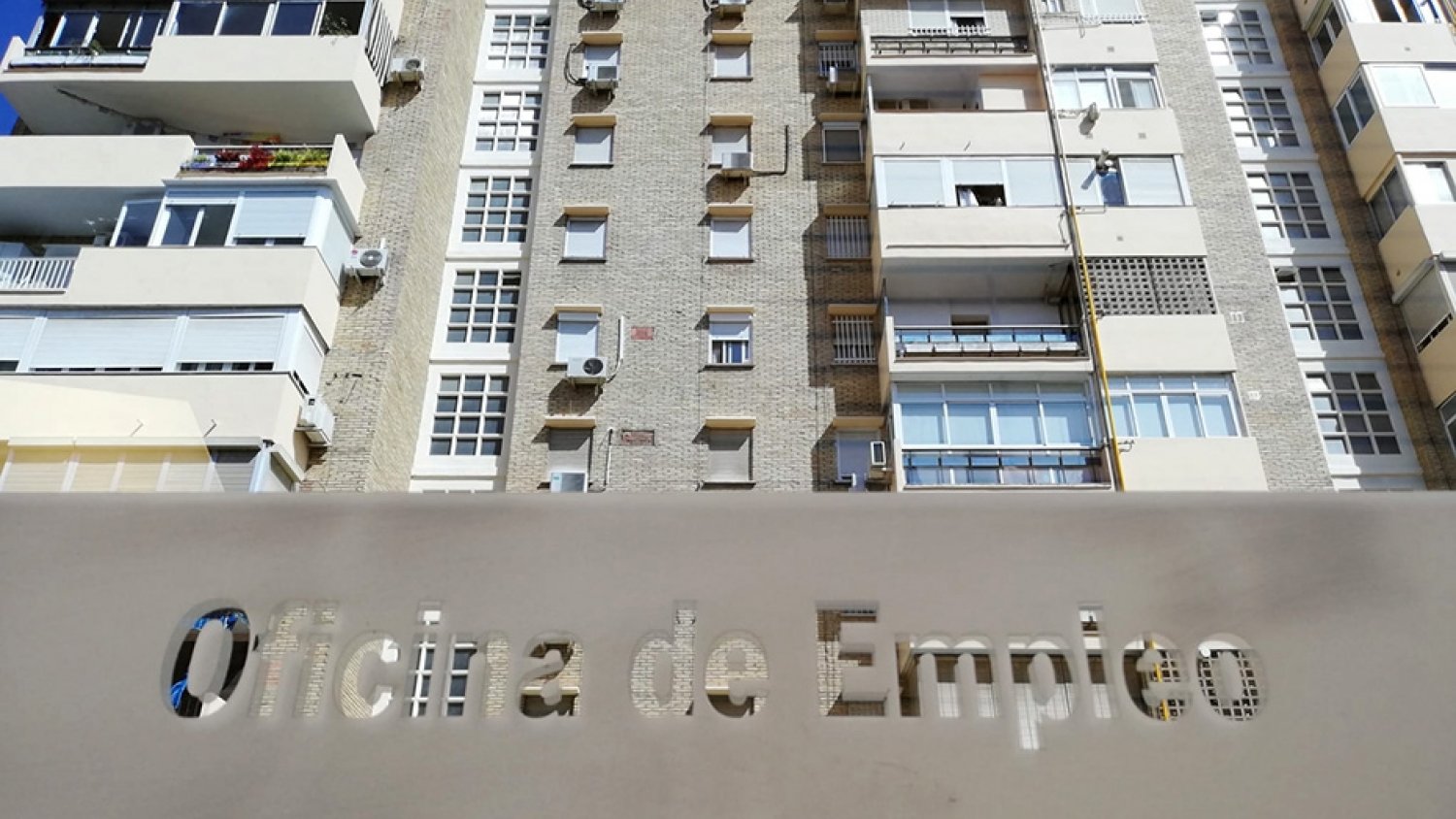 El paro sube en agosto en 9.955 personas impulsado por el fin de los contratos de verano en Andalucía