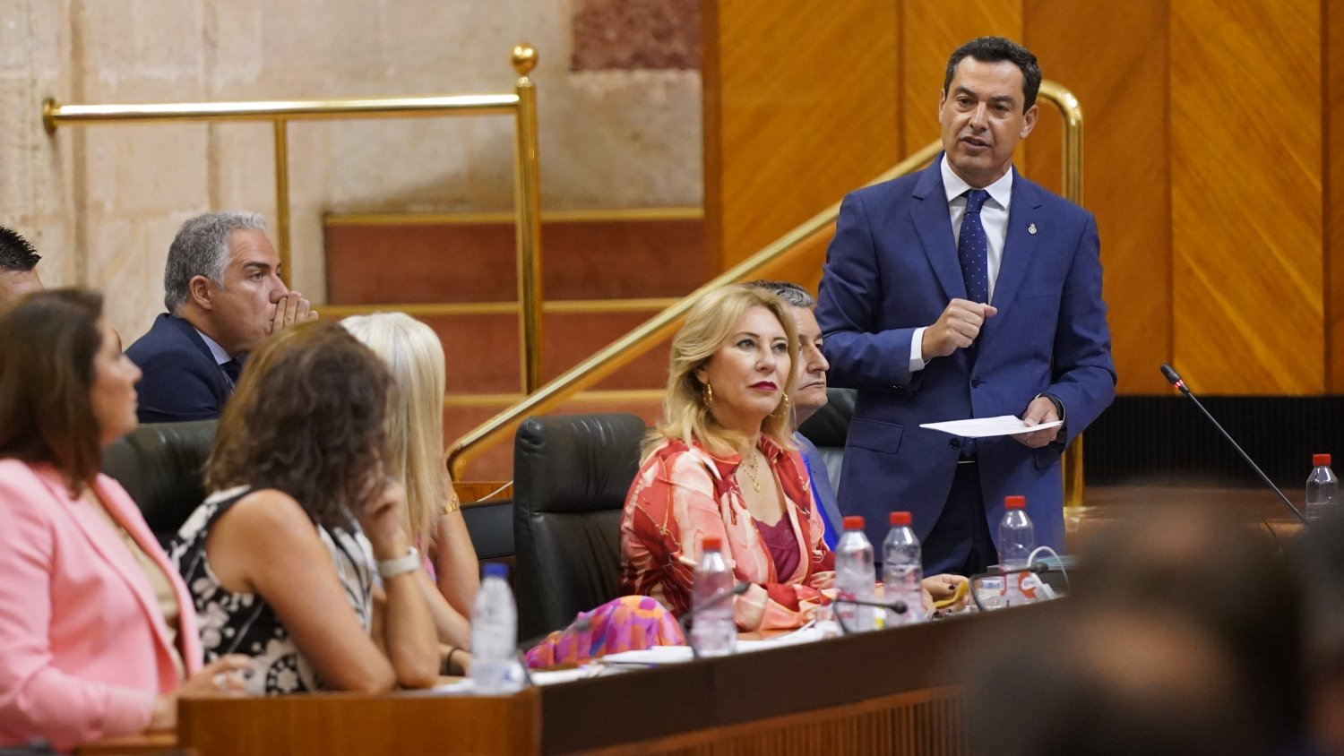 Moreno pide dejar la demagogia y trabajar por Andalucía, anteponiendo su interés general por encima de todo