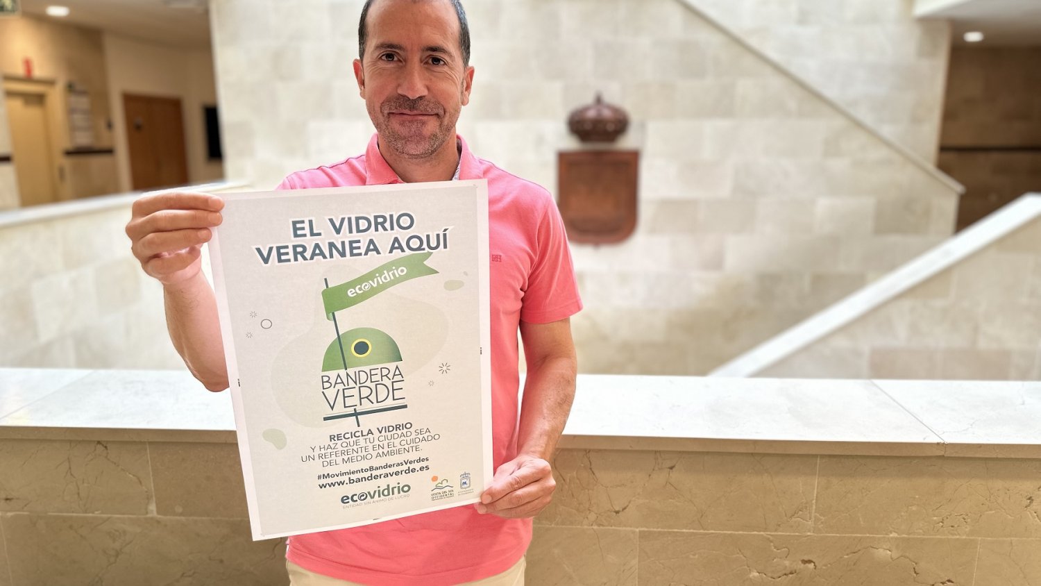 Fuengirola aspira a revalidar este verano la ‘Bandera Verde’ de Ecovidrio por la sostenibilidad en la hostelería