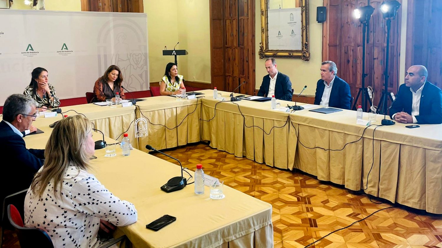 Carmen Crespo destaca el Instituto Mixto como el 'laboratorio de la agricultura del futuro'