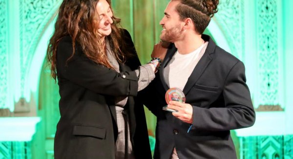 Loles López llama a jóvenes y entidades a participar en los Premios Andalucía Joven, que amplía el plazo de candidaturas al 7 de julio