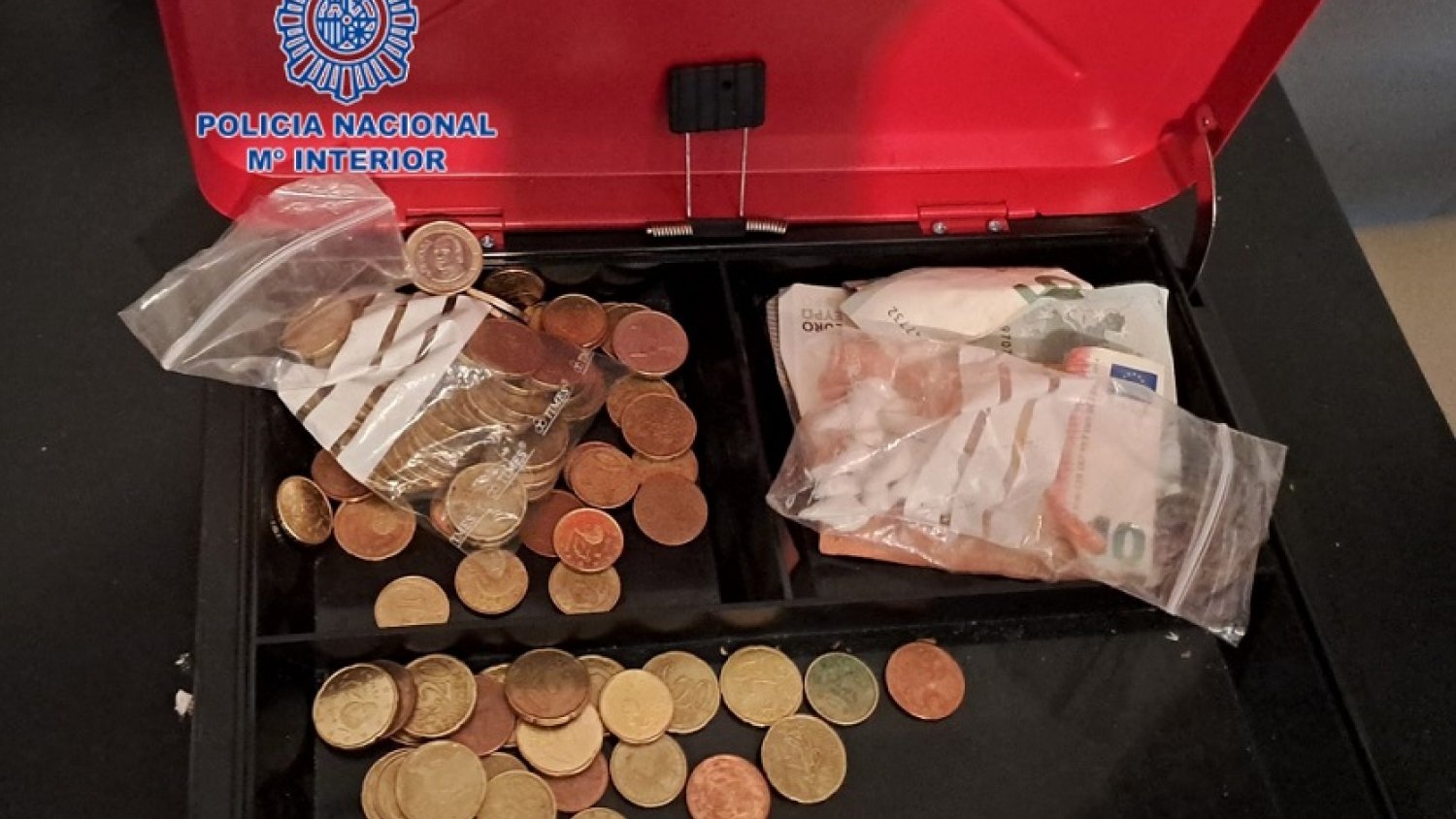 Desarticulado dos puntos de venta de droga en sendos inmuebles del barrio malagueño de El Bulto