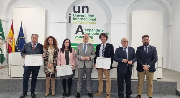 El Premio UNIA a la Excelencia Docente del Profesorado, del curso 2022/23, aprobado por el Consejo de Gobierno