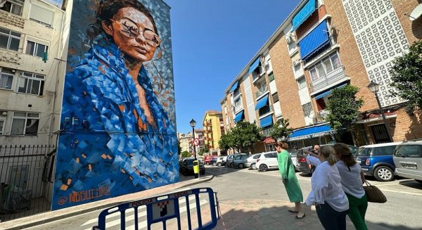 El Ayuntamiento de Fuengirola continúa embelleciendo El Boquetillo con cuatro nuevos murales decorativos 