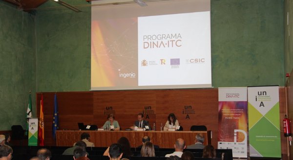 El rector de la UNIA inaugura la jornada sobre la organización de la investigación y la puesta en valor del conocimiento