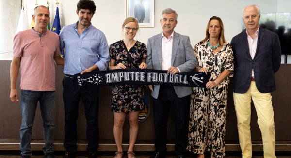 Un comité de expertos evalúa la candidatura de Estepona como sede de la Champions League de Fútbol 