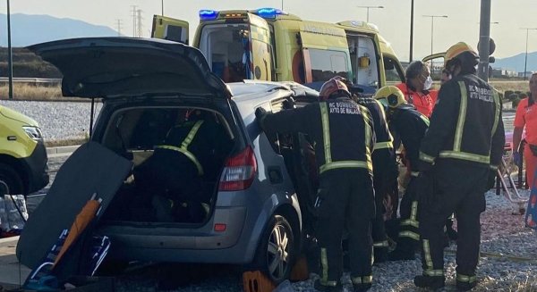 El Metro de Málaga opera con normalidad tras descarrilar un vagón el domingo