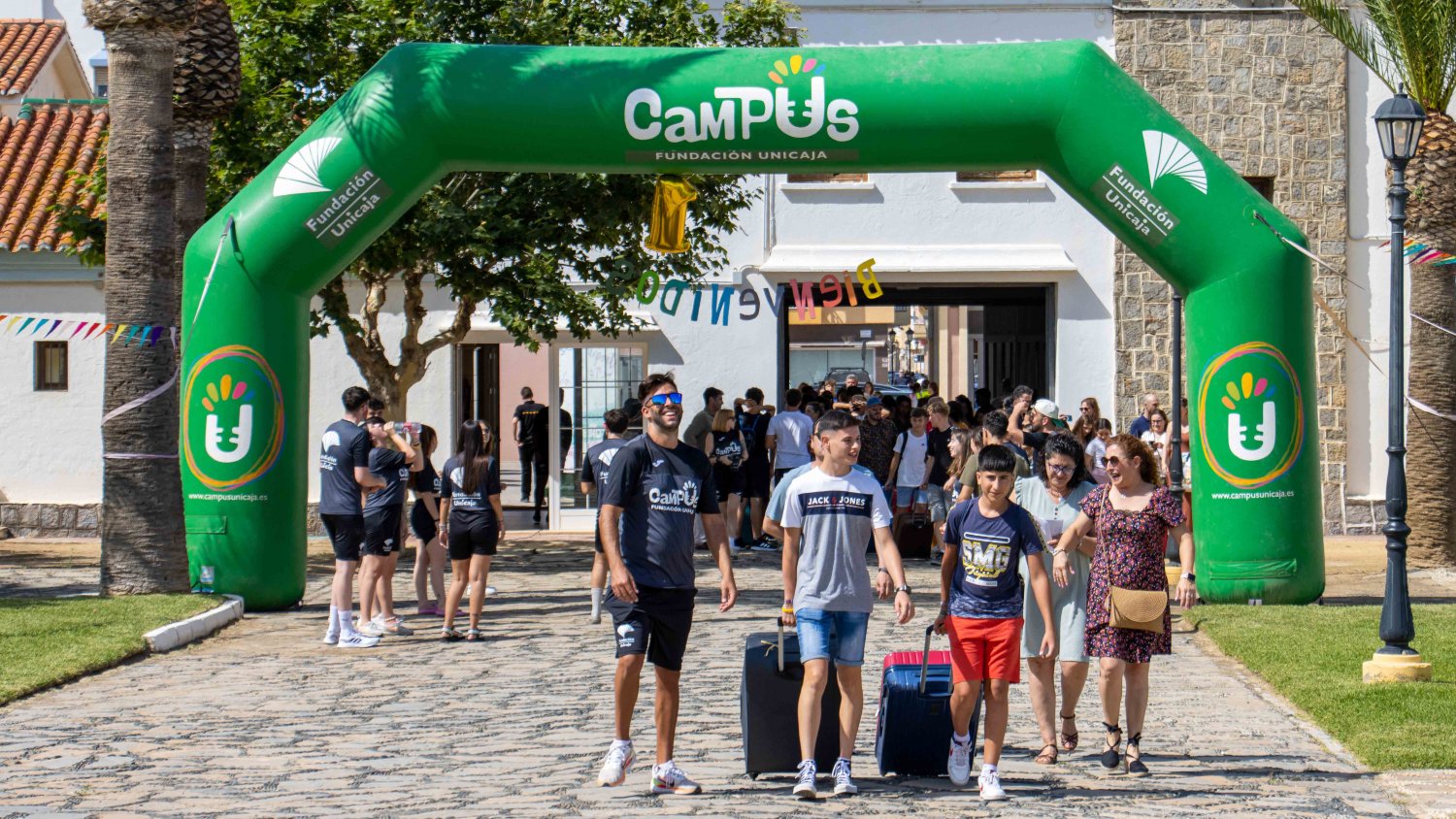 El Campus Sabinillas inaugura la temporada de verano de los campamentos de la Fundación Unicaja