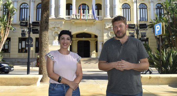 Con Málaga demanda planes contra la LGTBIfobia en todas las empresas municipales del Ayuntamiento de Málaga