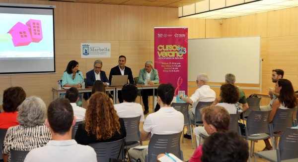 La alcaldesa destaca la colaboración y el esfuerzo del Ayuntamiento y la UMA como garantía de éxito de los Cursos de Verano