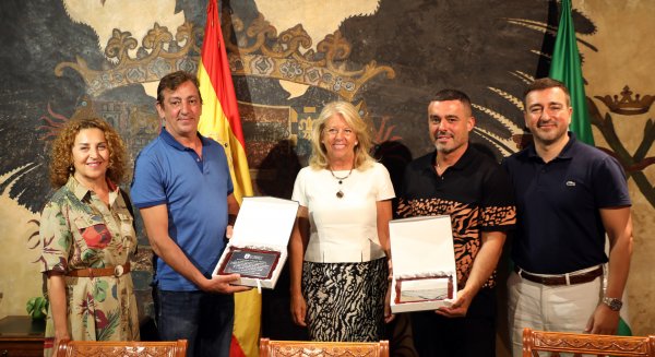 Marbella reconoce a Francisco Navarro, José Molina y Francis Guzmán, pregoneros de las últimas ediciones del Día del Orgullo LGTBI