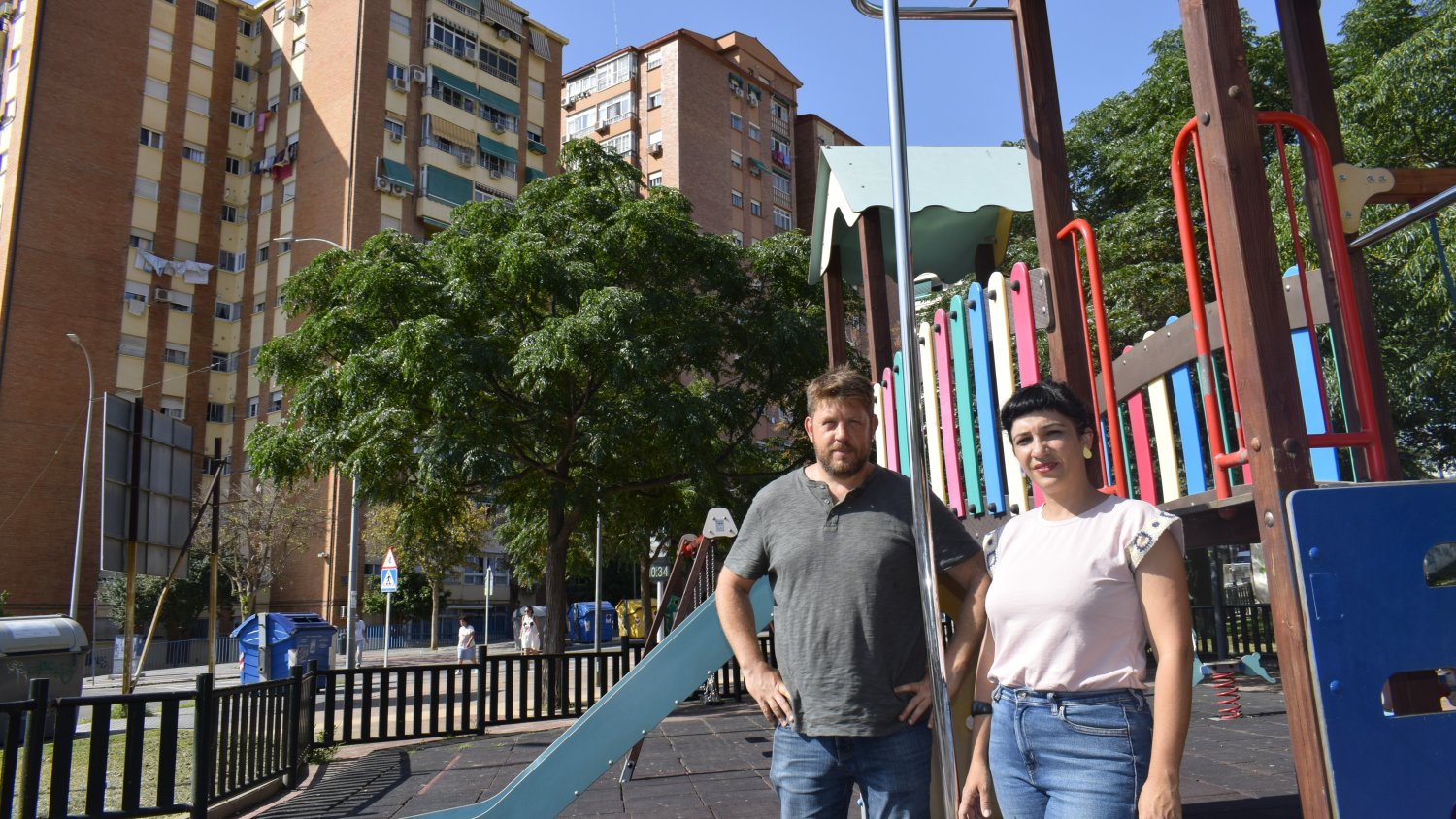 Con Málaga demanda medidas urgentes para “llenar Málaga de zonas de sombra y refugios climáticos frente al calor”
