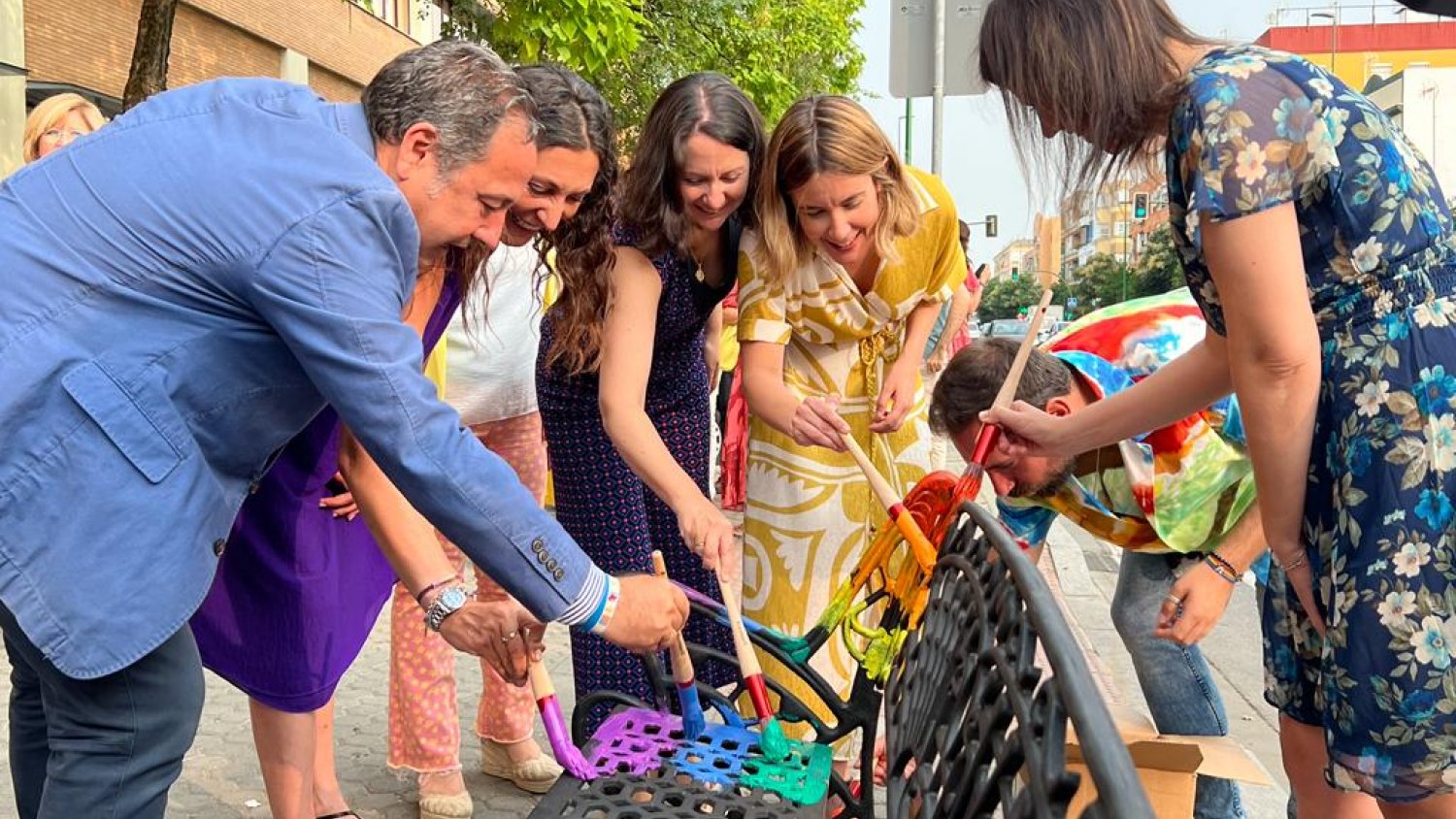 Loles López reivindica en el Día Internacional del Orgullo LGTBI una Andalucía 'libre y sin etiquetas'  