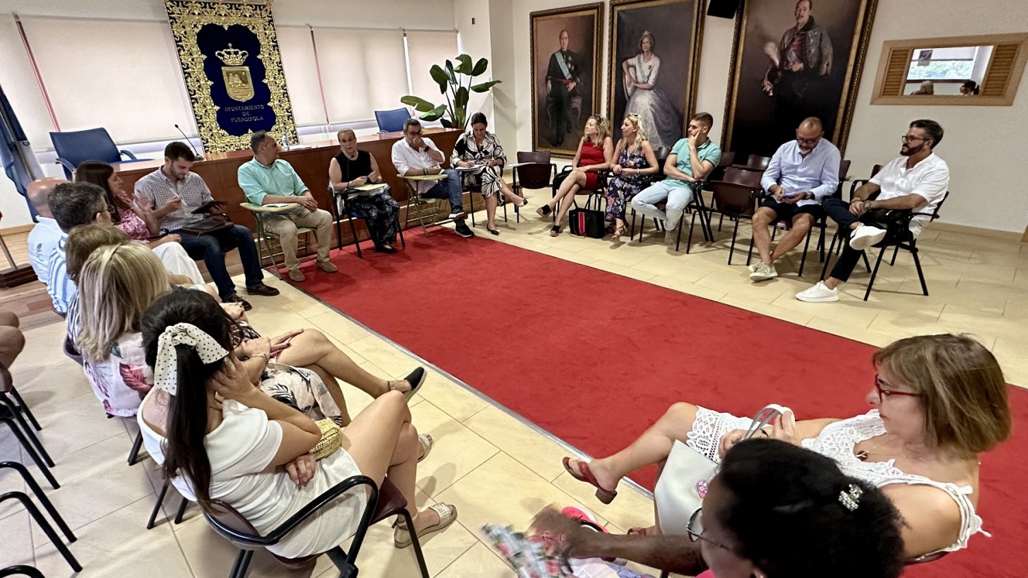 La Mesa del Comercio y la Hostelería de Fuengirola celebró ayer una sesión monográfica sobre la Noche Viva 2023