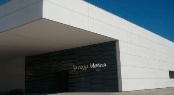 La Caja Blanca acoge la exposición 'Arte' enmarcada en el programa de ayudas a la producción para jóvenes