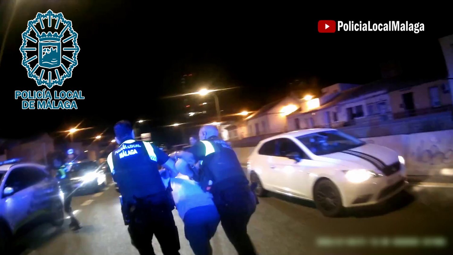Detenidos dos individuos que se dieron a la fuga en un coche robado tras ser sorprendidos robando un vehículo