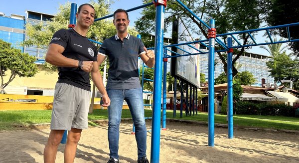 El Ayuntamiento de Fuengirola apoya al deportista local Nico ‘Tricker’ en su lucha por el oro mundial de calistenia