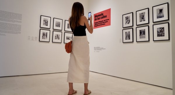 El Thyssen propone un nuevo relato urbano a través de tres fotógrafas de los años treinta y cuarenta