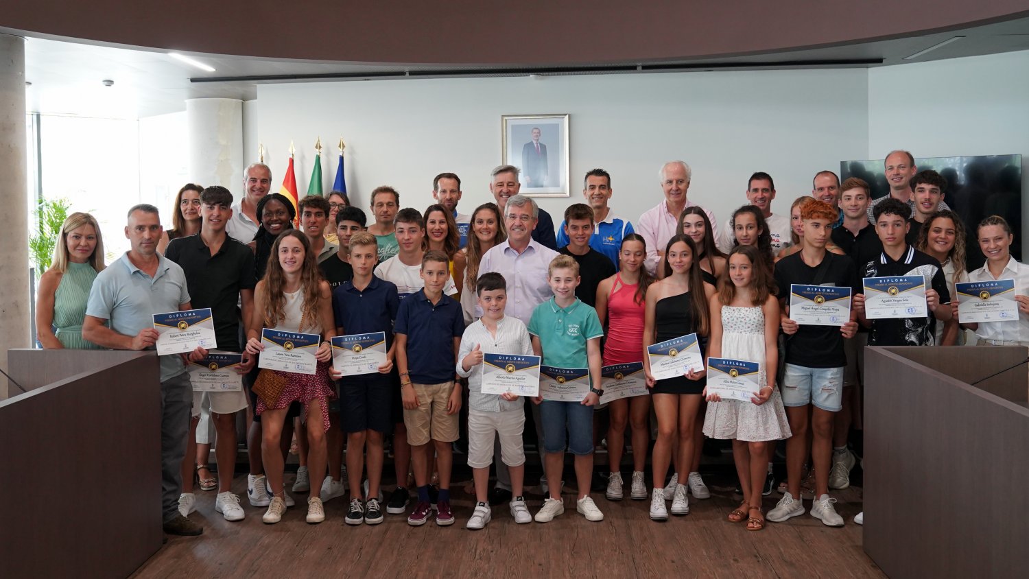 Estepona entrega los II Premios al Mérito Deportivo a 45 deportistas locales con participación en competiciones oficiales