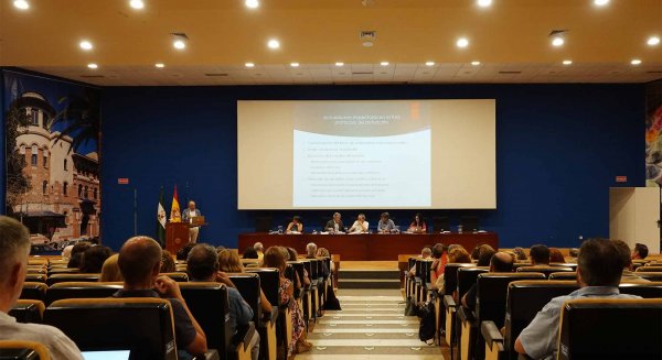UMA.- El Claustro aprueba el nombramiento de cinco nuevos doctores honoris causa
