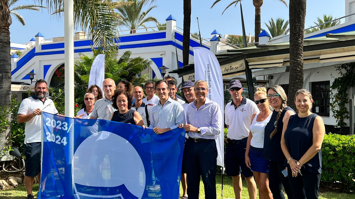 Los puertos deportivos de Estepona y Duquesa izan sus Banderas Azules por 26 años consecutivos