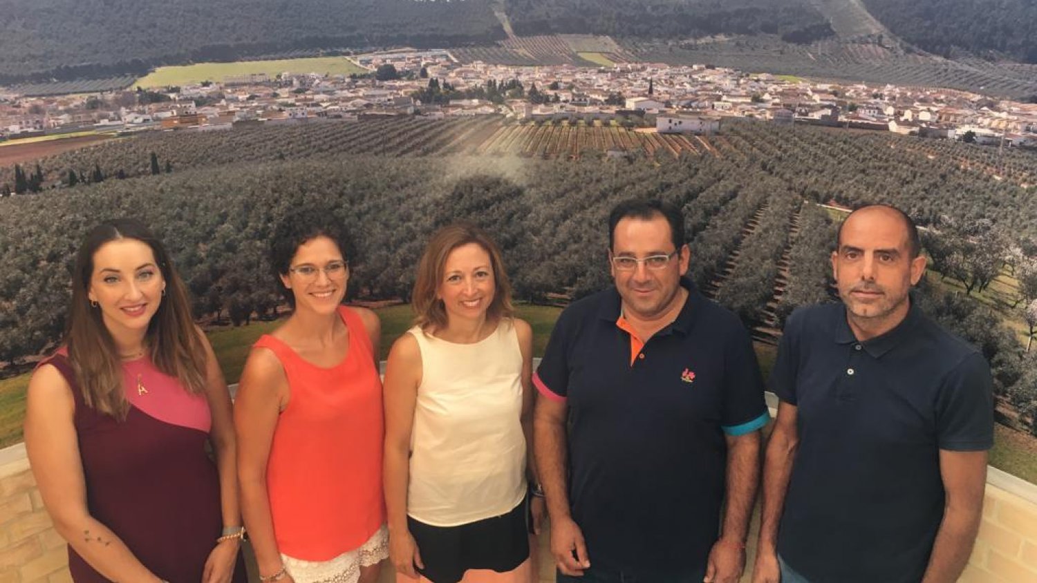 La delegada del Gobierno informa en Humilladero de las mejoras aprobadas en el transporte sanitario 