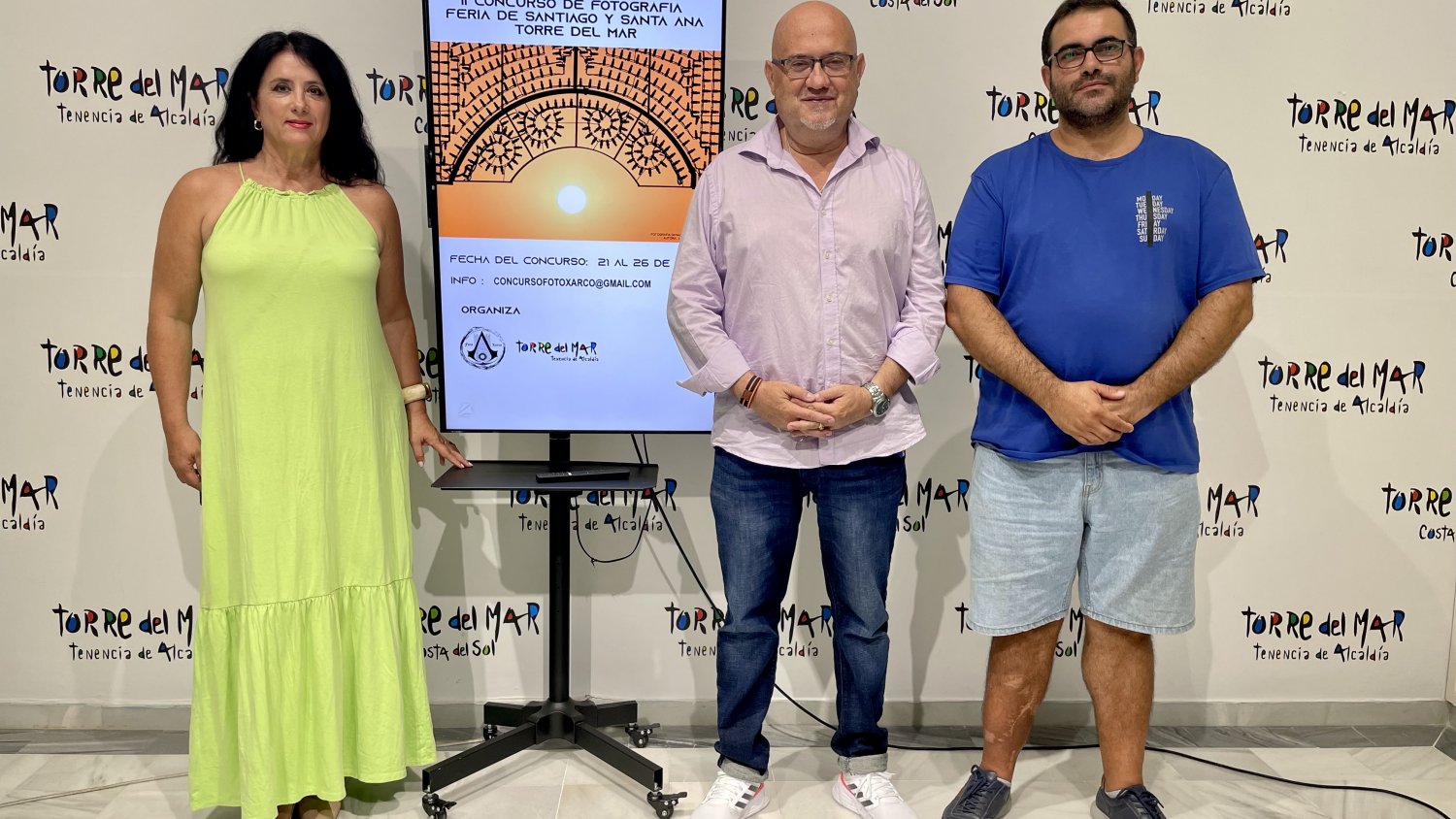 Torre del Mar presenta el segundo concurso de fotografía de la Feria de Santiago y Santa Ana
