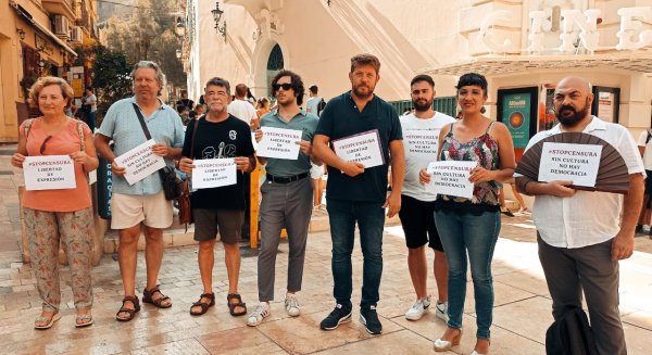Con Málaga propone que el Ayuntamiento repruebe la censura de actividades culturales