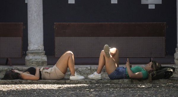 Málaga activa el aviso naranja por altas temperaturas que rozan los 42º
