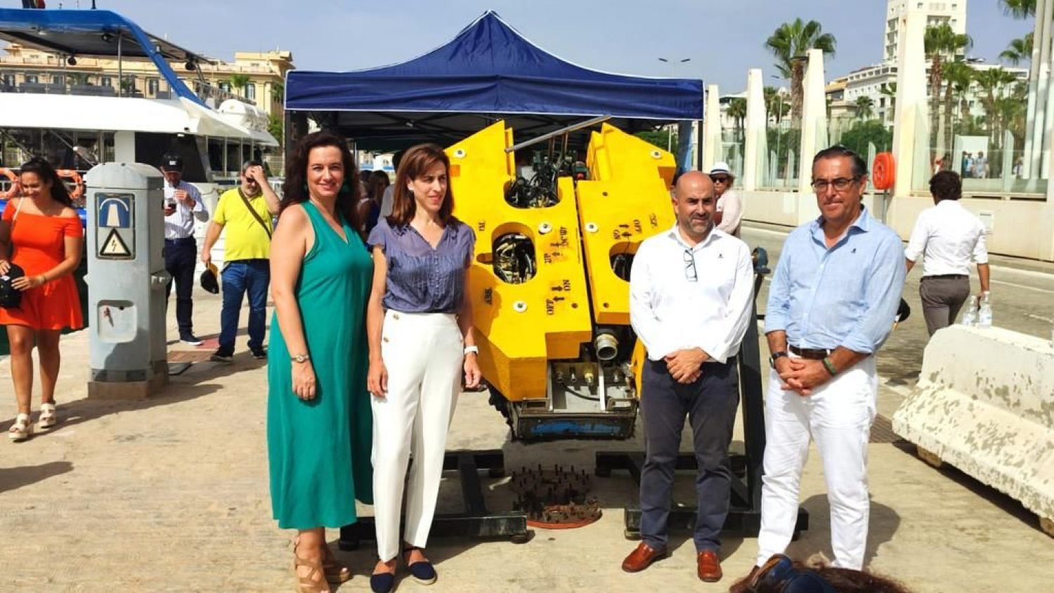 Una firma malagueña desarrolla el primer robot subacuático de limpieza para cascos de buques fabricado y comercializado en España