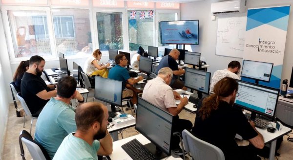 Abierta la inscripción para el primer curso de Realidad Virtual en 5G de Málaga 