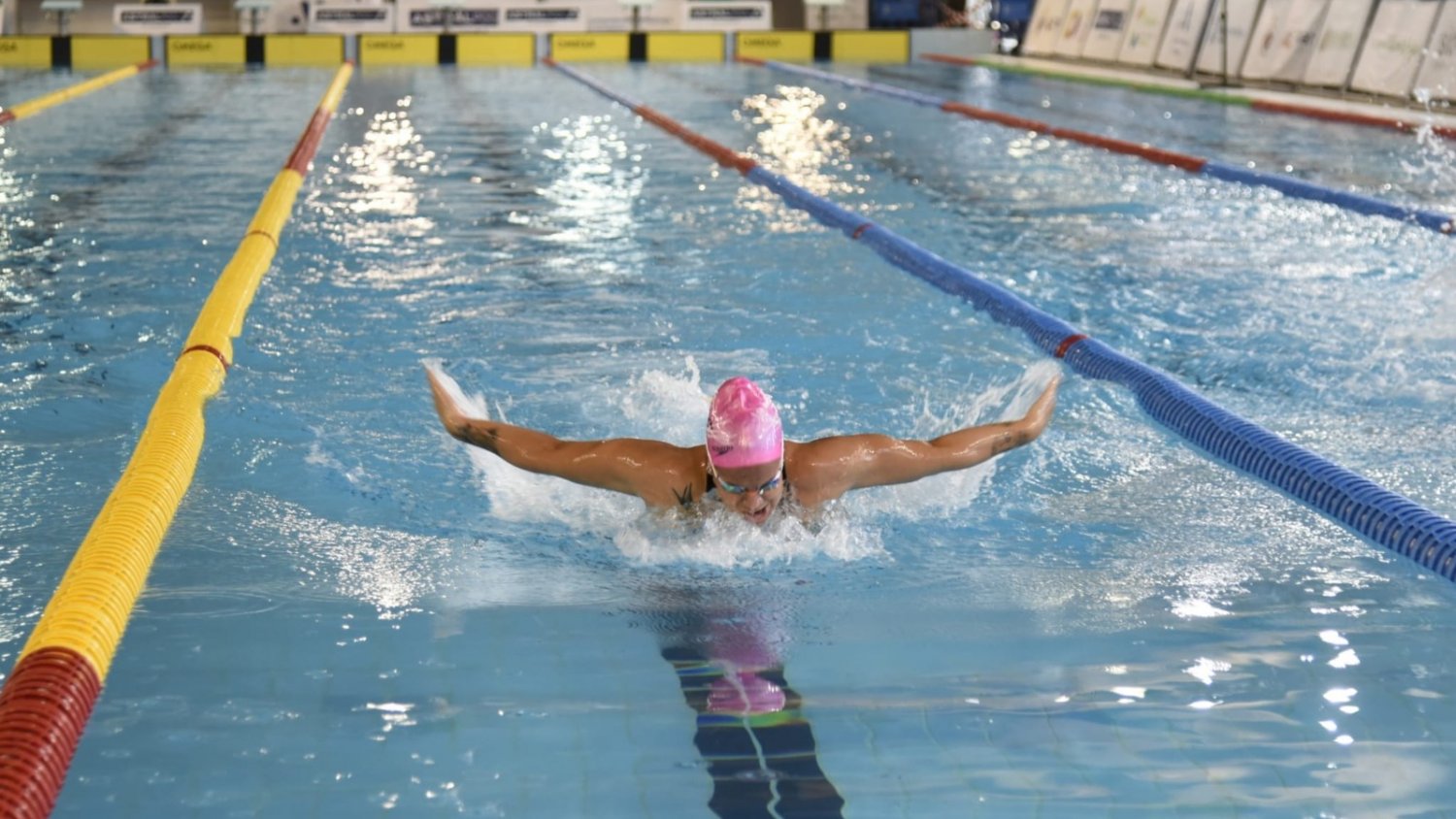 Carmen Balbuena afronta el campeonato de España absoluto de natación en Málaga