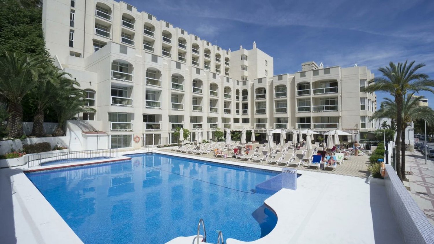 Las pernoctaciones en hoteles andaluces suben un 10,5% en los seis primeros meses de 2023