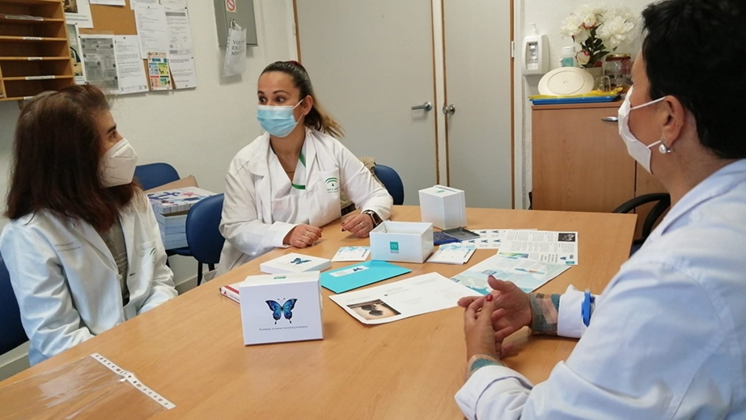 Andalucía realiza 102,6 millones de asistencias en Atención Primaria en 2021, un 27% más que 2020