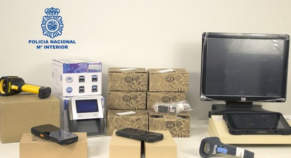 La Policía Nacional detiene a un empleado infiel que sustrajo artículos de ofimática por valor de 41.200 euros