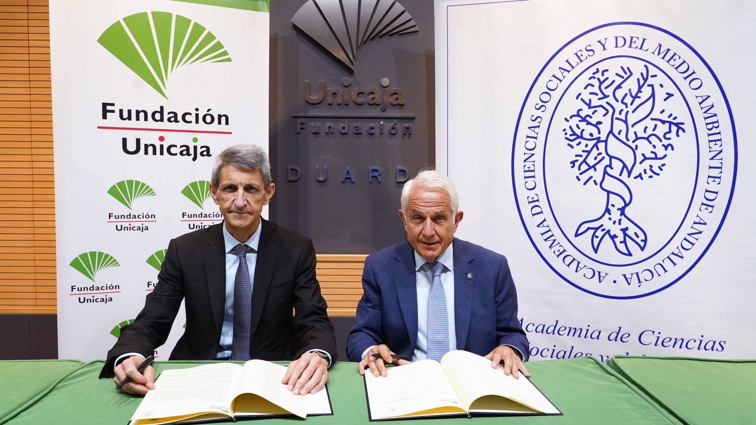 Fundación Bancaria Unicaja y la Academia de Ciencias Sociales y del Medio Ambiente respaldan un año más los Premios Trayectorias Académicas Universitarias