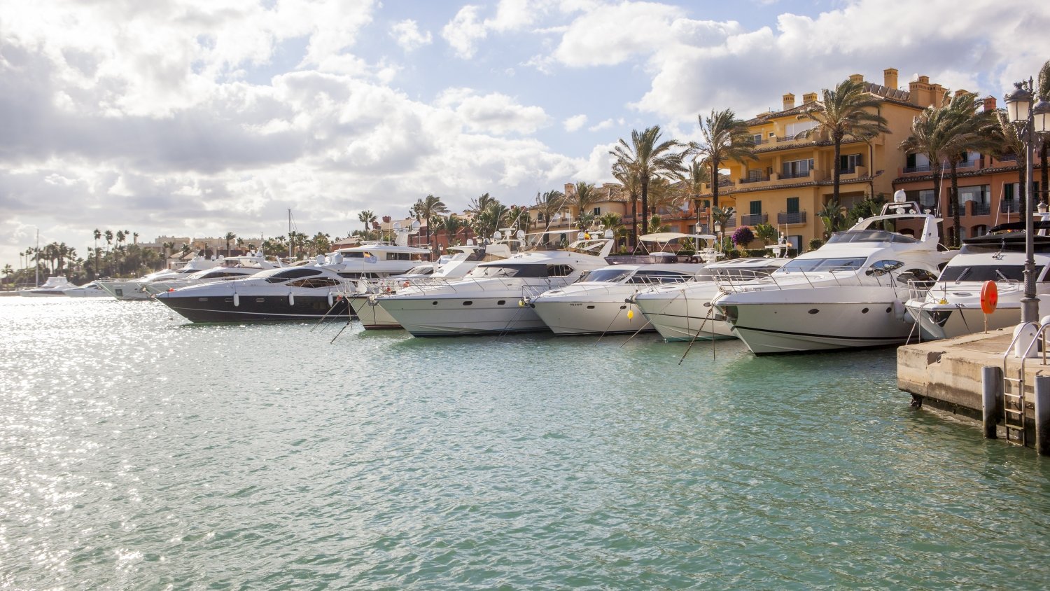 Andalucía promociona su oferta de turismo náutico en el mercado polaco