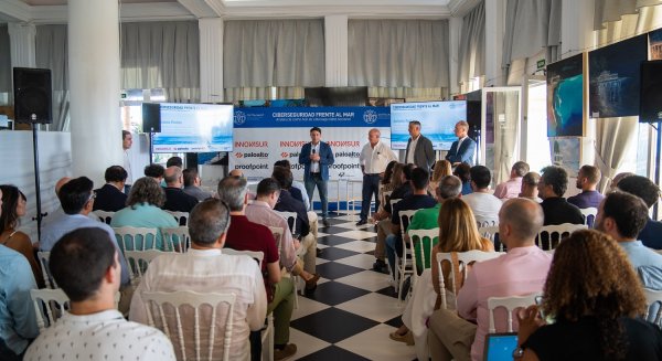 Los ingenieros técnicos de telecomunicación andaluces analizan soluciones para afrontar nuevos retos y oportunidades en ciberseguridad