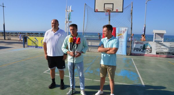 La zona deportiva de Ferrara acoge la celebración de Torrox 3x3