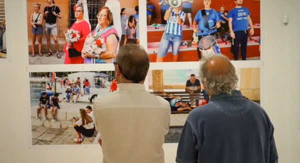 El Museo de Málaga inicia visitas comentadas a la exposición ‘MálagaEXPRESS’, de Martin Parr