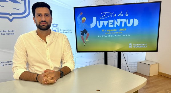 El Ayuntamiento de Fuengirola celebra el Día de la Juventud con actividades deportivas y medioambientales en la playa del Castillo